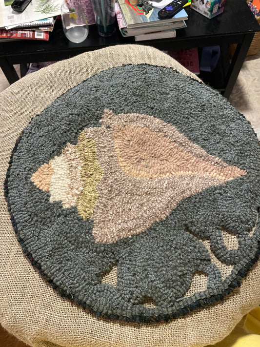 Sea Shell Chair Seat - Conch